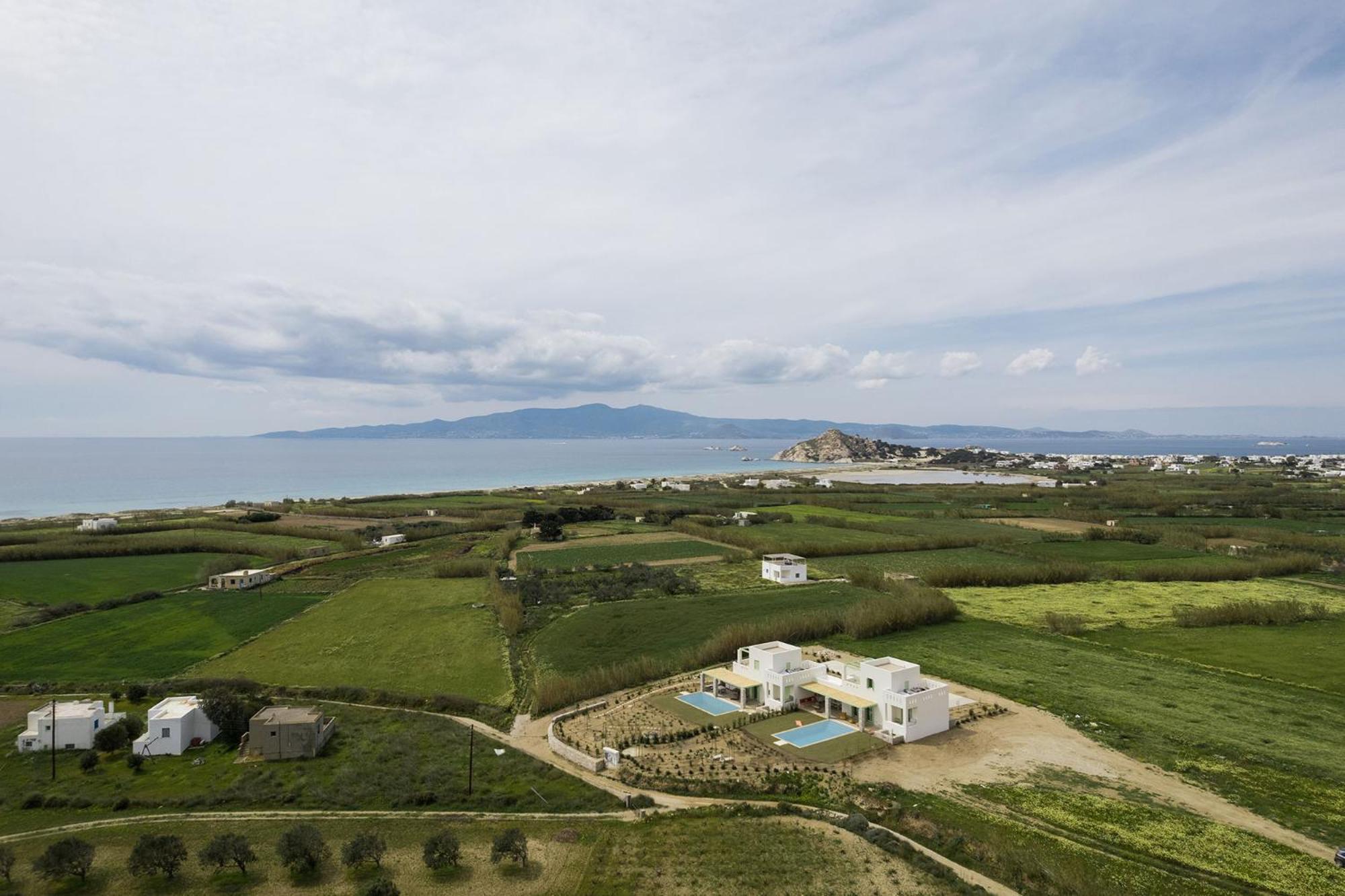 Plioni Villas & Suites Mikri Vigla Habitación foto